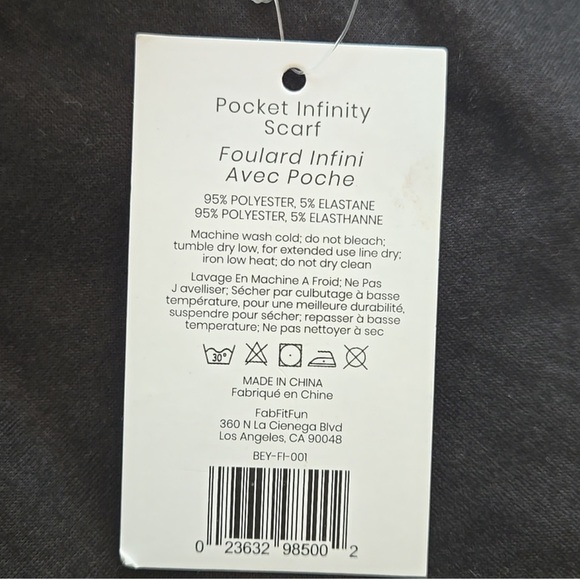 NWT Beyond Yoga Infinity Scarf With Zip Pocket Dark Gray - Picture 10 of 10